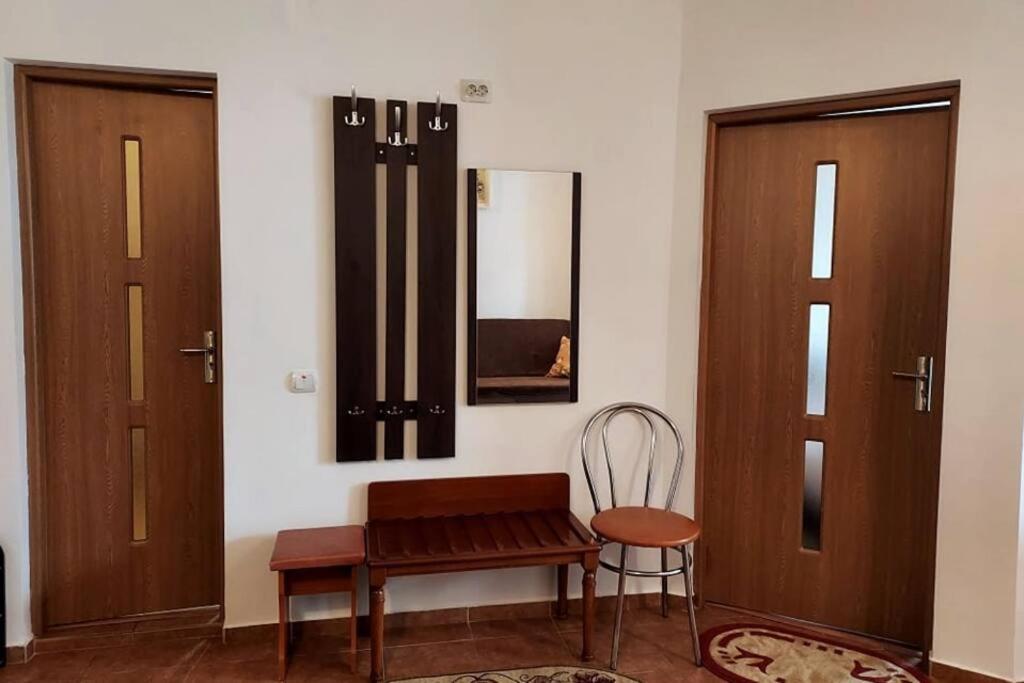 Spacious Flat, With Free Parking & Air Conditioning Floreşti Zewnętrze zdjęcie