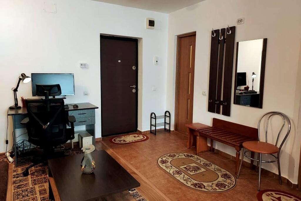Spacious Flat, With Free Parking & Air Conditioning Floreşti Zewnętrze zdjęcie